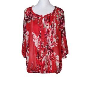 Express Red Floral Boho Chiffon 3/4 Sleeve Top Bubble Hem Medium Pintuck Pleats